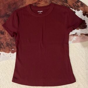 Old Navy Women's Dark Red Short Sleeve Tee